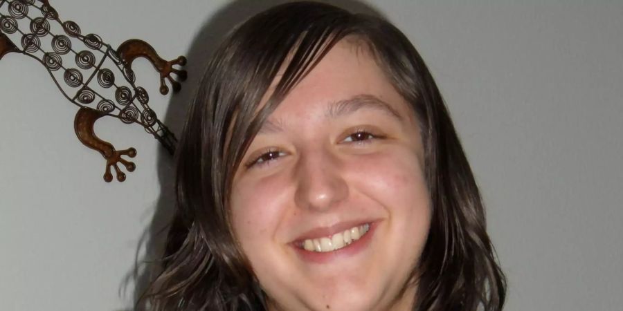 Sera Müzeyyen Caroline ARDIC
