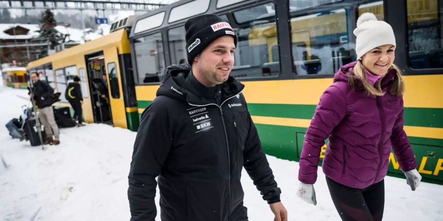 Beat Feuz und seine Freundin Katrin Triendl.