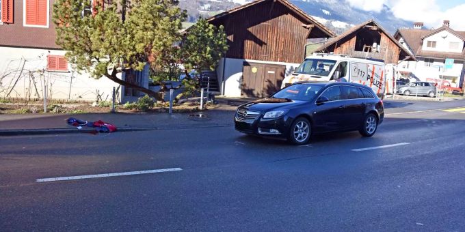 Schwerer Unfall In Sachseln Ow Auf Fussgangerstreifen