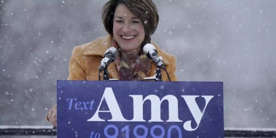 Amy Klobuchar gab ihre Kandidatur im verschneiten Minneapolis bekannt. Foto: Anthony Souffle/Star Tribune