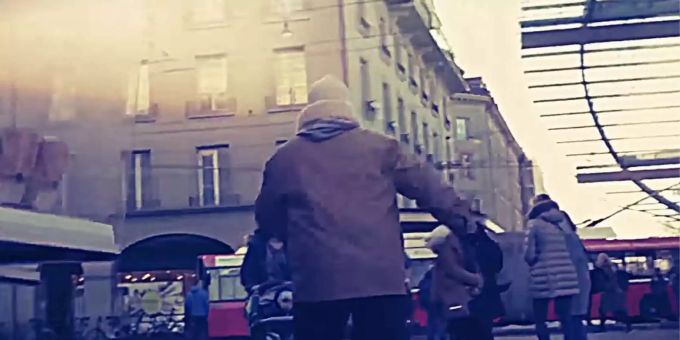 In Bern flüchtet der Hauptdarsteller vor den Behörden. In Bern flüchtet der Hauptdarsteller vor den Behörden.