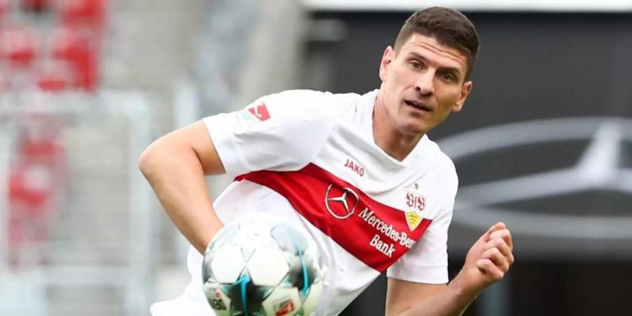 Wird den VfB Stuttgart zum Saisonende verlassen: Mario Gomez in Aktion. Foto: Tom Weller/dpa-Pool/dpa