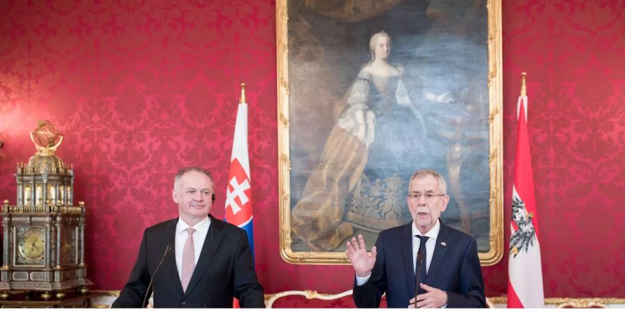 Der slowakische Präsident Kiska (l.) mit dem österreichischen Kanzler Van der Bellen.