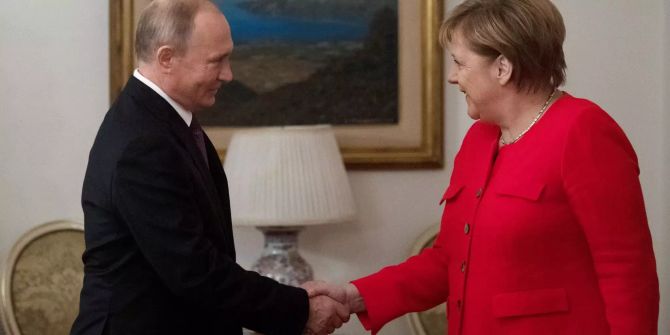 angela merkel putin