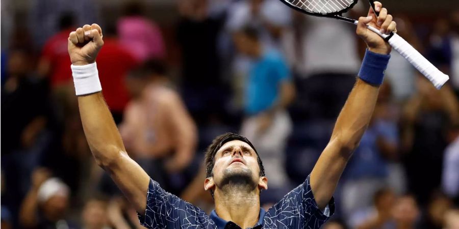 Novak Djokovic jubelt nach seinem Sieg gegen Richard Gasquet.