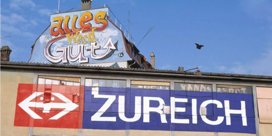 Wer nach Zürich reiste, wurde mit dem «Zureich» Schriftzug begrüsst.