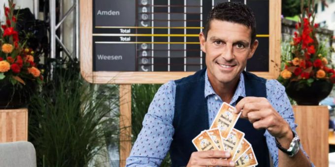 Roman Kilchsperger verabschiedete sich von der SRF-Sendung «Donnschtig-Jass». Roman Kilchsperger verabschiedete sich von der SRF-Sendung «Donnschtig-Jass».