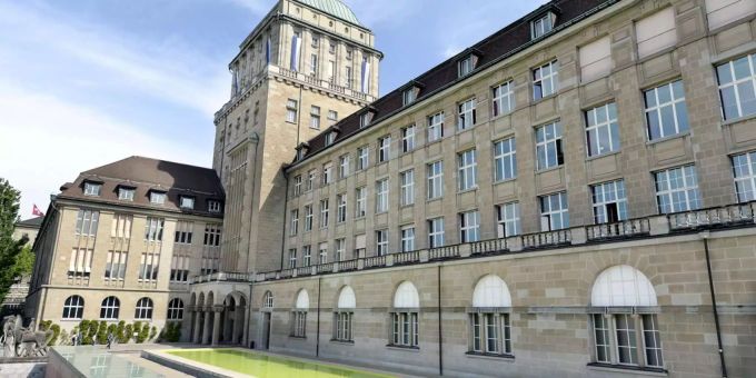 Gebäude der Universität Zürich. universität zürich