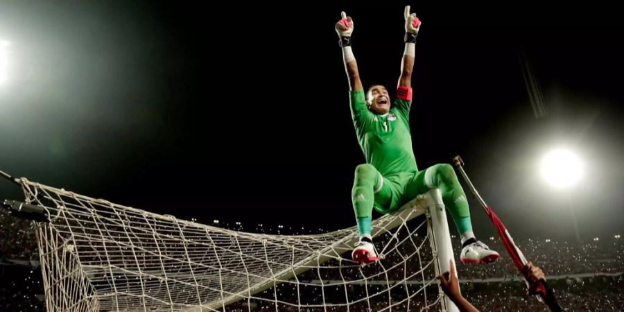 Essam el Hadary nach der Qualifikation für die WM.