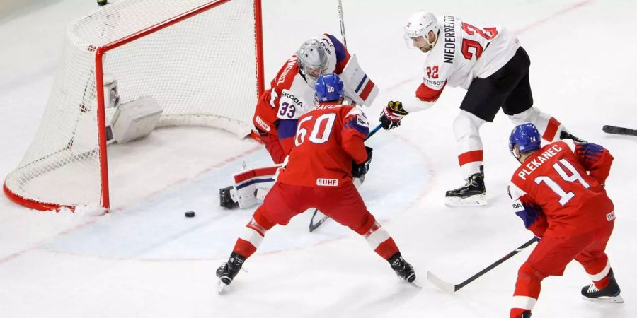 Nino Niederreiter bringt die Schweiz in Führung.