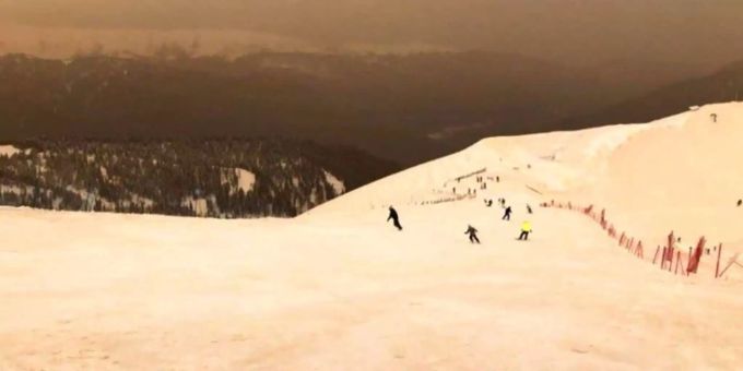 Oranger Schnee in Osteuropa - Skifahren wie auf dem Mars