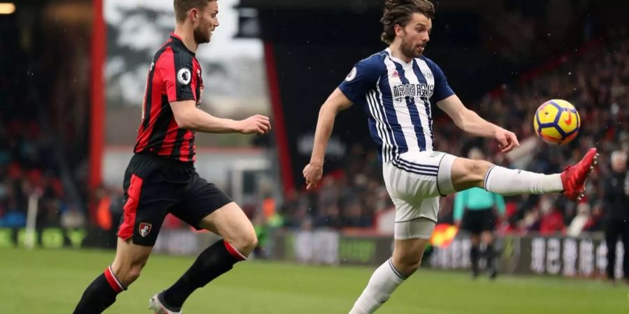 West Bromwich Albion verliert gegen Bournemouth nach zwei späten Gegentoren mit 1:2. Es ist die achte Niederlage in den letzten acht Partien. Dem Tabellenletzten der Premier League droht der Abstieg. Der Rückstand auf das rettende Ufer beträgt zehn Punkte.