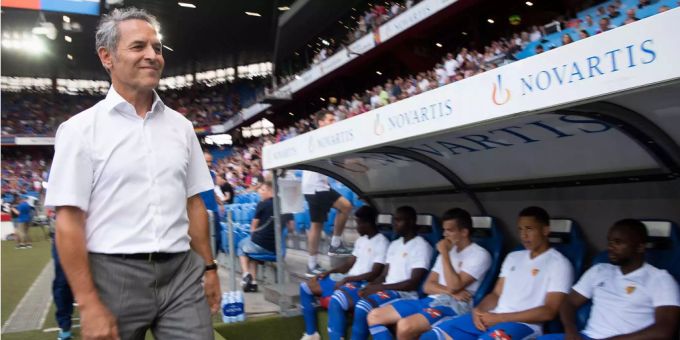 Marcel Koller bei seinem FCB-Debüt gegen GC. Marcel Koller bei seinem FCB-Debüt gegen GC.
