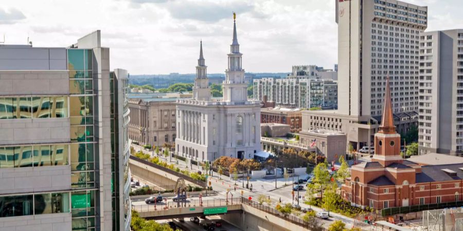 Ein Mormonentempel in Philadelphia (USA).