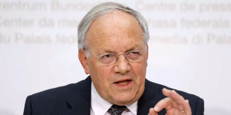 Bundesrat Schneider-Ammann wehrt sich gegen die Kritik des Bauernverbandes.