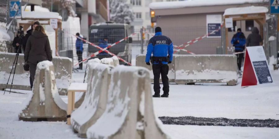 Auch Senioren und Büro-Polizisten sollen für das Weltwirtschaftsforum aufgeboten werden.