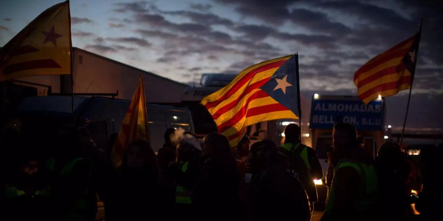 Katalanische Separatisten rufen zu Demonstration in Brüssel auf.