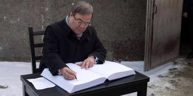 Armin Lasche), Ministerpräsident von Nordrhein-Westfalen