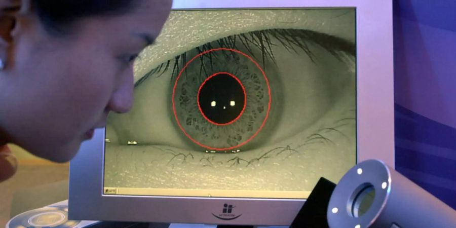 Visa setzt bei den Zahlmethoden auf biometrische Daten.