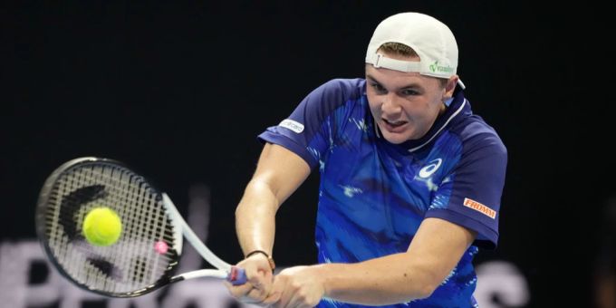 Dominic Stricker verlor den Halbfinal an den Next Gen ATP-Finals. next gen atp finals