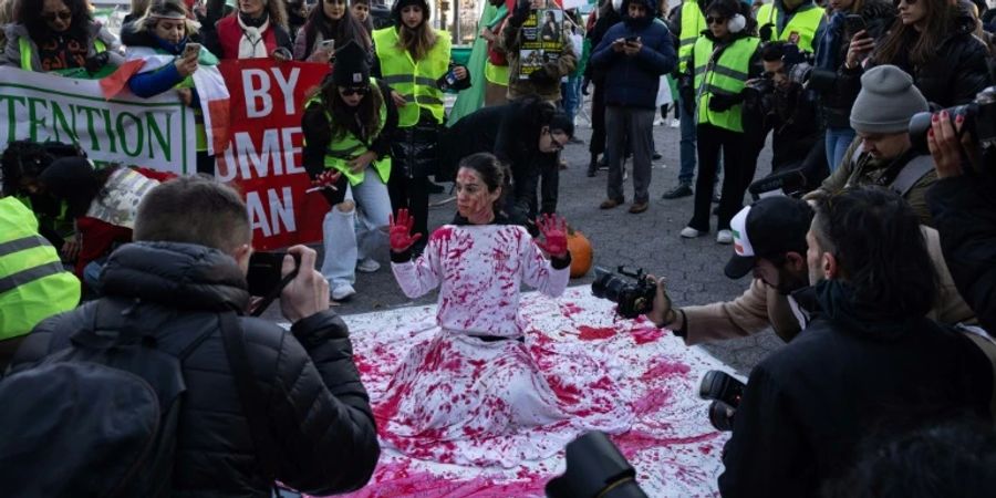 Solidarität mit iranischer Protestbewegung in New York