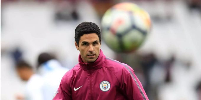 Mikael Arteta hier als Assistenztrainer bei Manchester City. Arsenal