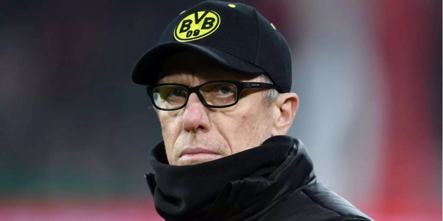 Dortmund Trainer Peter Stöger steht der Fussballer-Karriere Bolts eher skeptisch gegenüber.