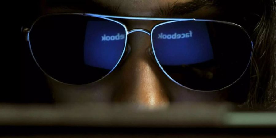 Facebook startet in Indien Transparanzoffensive