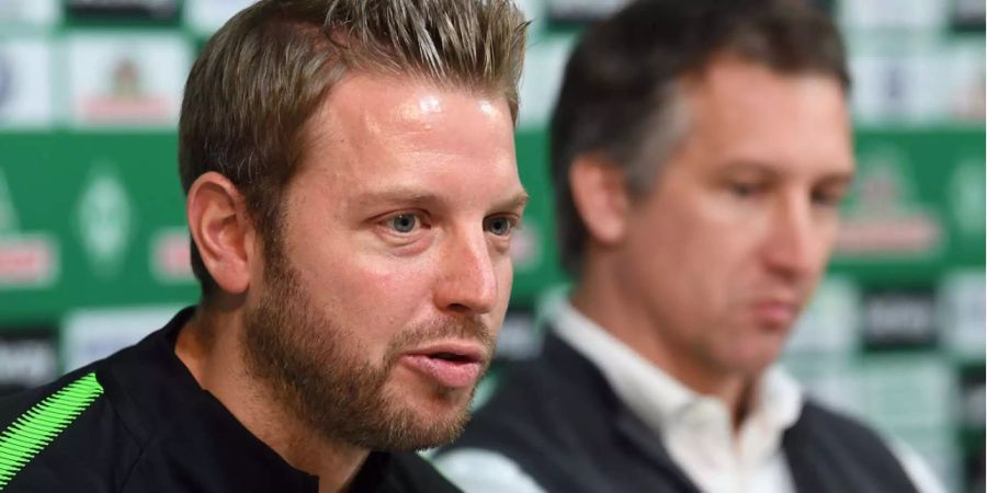 Florian Kohfeldt bleibt vorerst Trainer bei Werder.