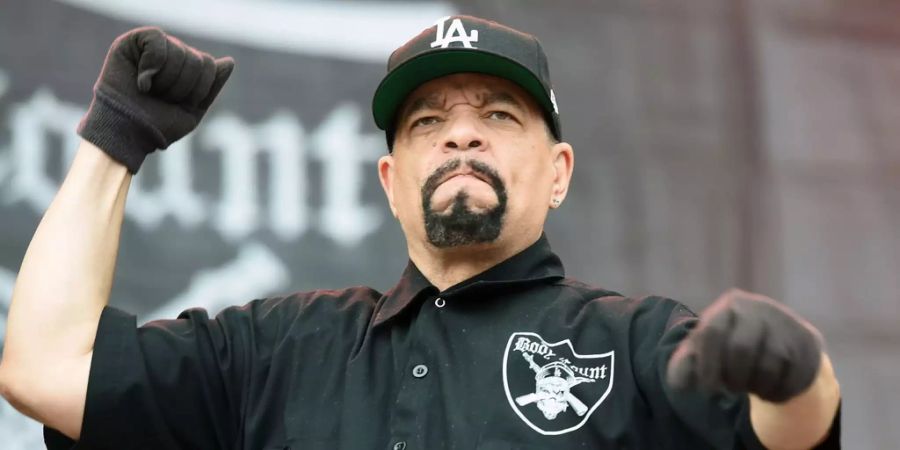 Rapper Ice-T von der Band «Body Count ft. Ice-T» während eines Konzertes auf der «Blue Stage» im Rahmen des «Nova Rock 2018» Festivals in Nickelsdorf (Ö).