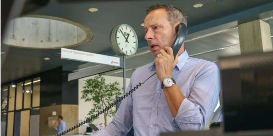 Unterwegs mit René Oberholzer, Einsatzleiter am Zürcher Flughafen. Er verrät uns die Besonderheiten seines Jobs.