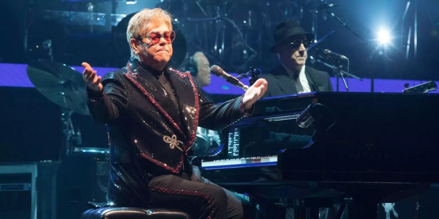 Elton John tritt zur Eröffnung seiner «Farewell Yellow Brick Road World Tour» im PPL Center in Allentown auf.