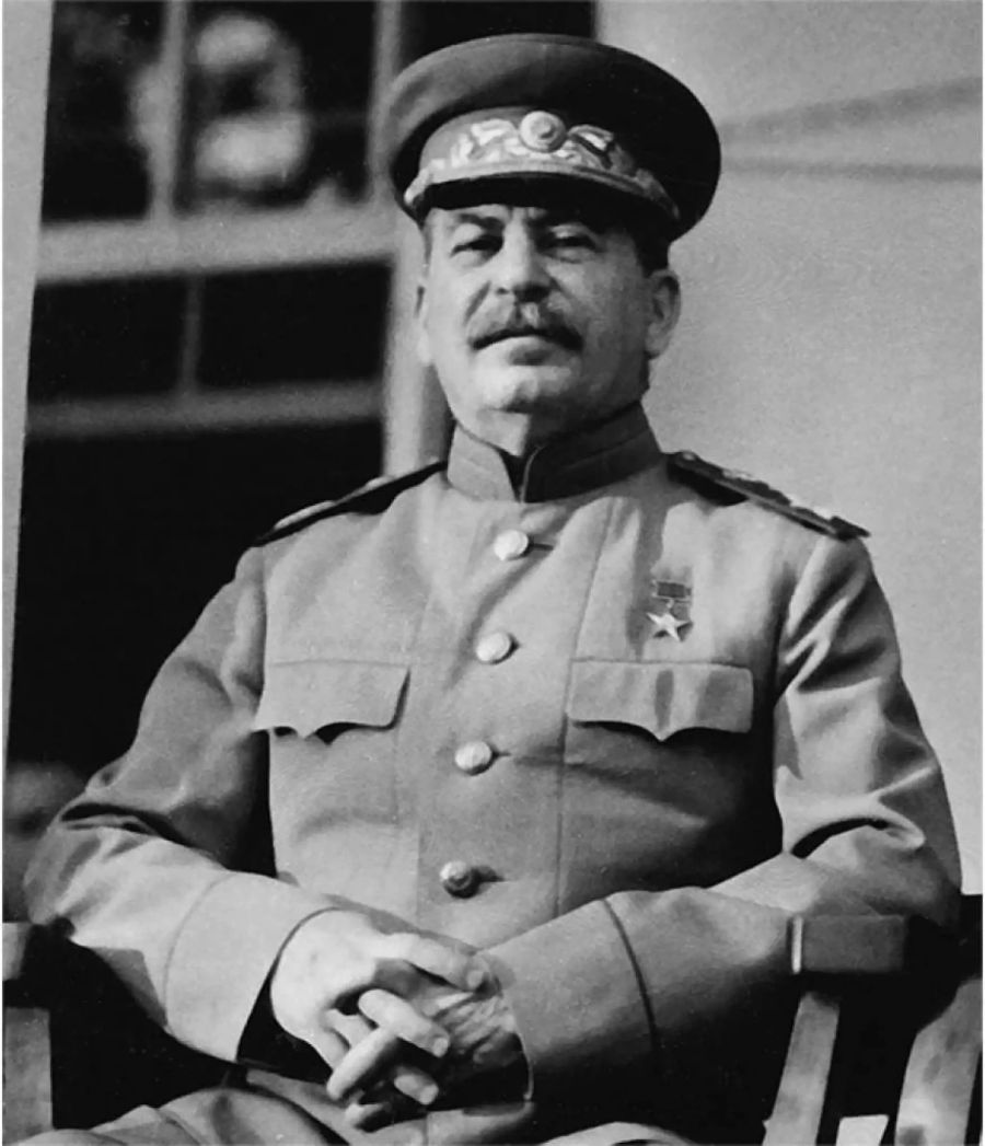 Josef Stalin in Militäruniform auf der Teheran-Konferenz, 1943.