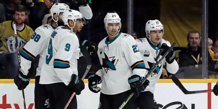 Timo Meier und seine Sharks bejubeln das 1:0 gegen die Nashville Predators.