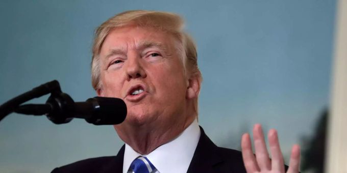 Trump lässt die deutschen Exporterwartungen auf ein Krisenniveau abstürzen. (Archivbild) Donald Trump