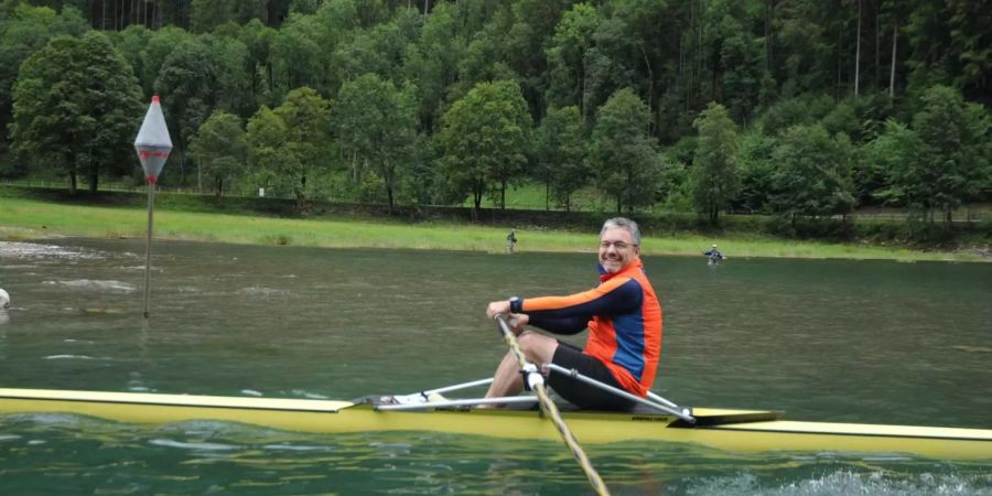 Ein ehemaliger Wettkampfruderer zeigt seine technischen Fähigkeiten - Gemeinde Glarus