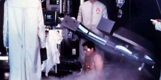 Leben auf Eis gelegt: Sylvester Stallone im Film «Demolition Man» (1993). Leben auf Eis gelegt: Sylvester Stallone im Film «Demolition Man» (1993).