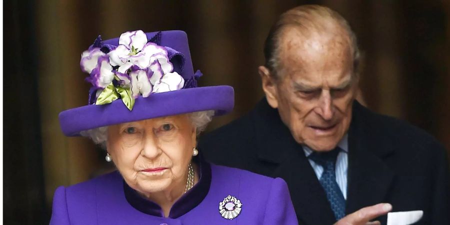 Königin Elizabeth II. und Prinz Philip gehen seit 70 Jahren gemeinsam durchs Leben. Über die fälschliche Todesmeldung ihres Gatten war sie gar nicht amused.