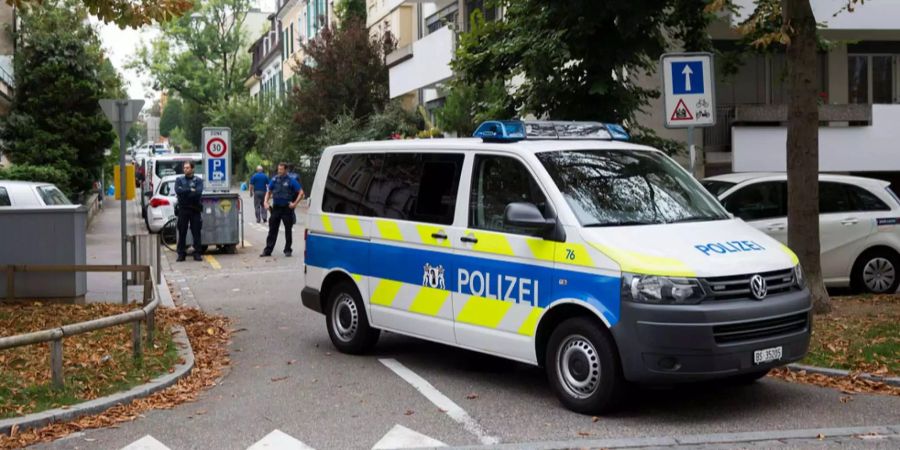 Ein Polizeieinsatz in Basel (Symbolbild).