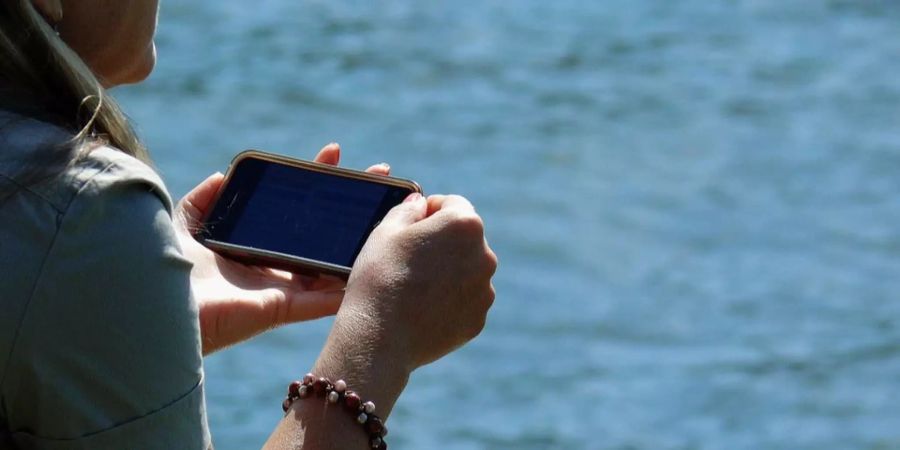 Das Telefonieren und Surfen auf Kuba kann Ferienreisenden besonders teuer zu stehen kommen.