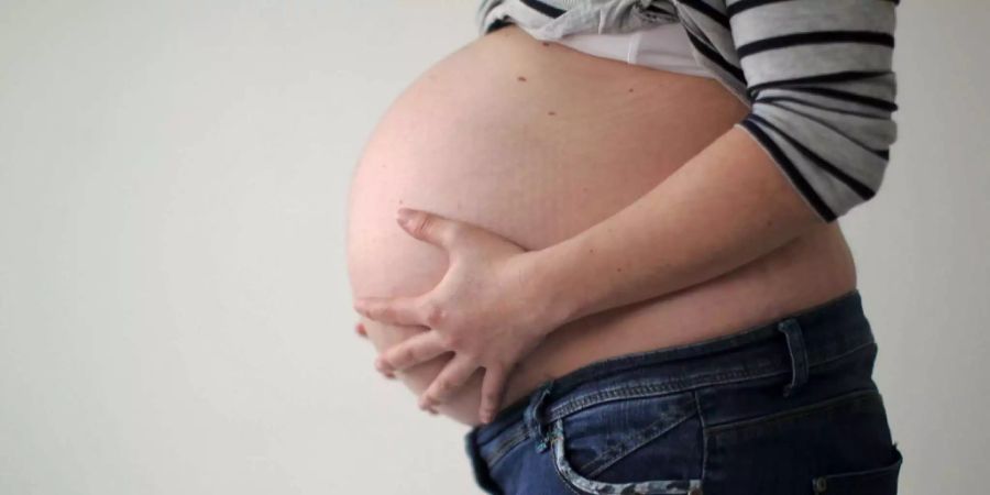 Eine 25-jährige Wienerin wollte sich von ihren minderjährigen Nachbarn «in der Astralwelt» schwängern lassen. (Symbolbild)