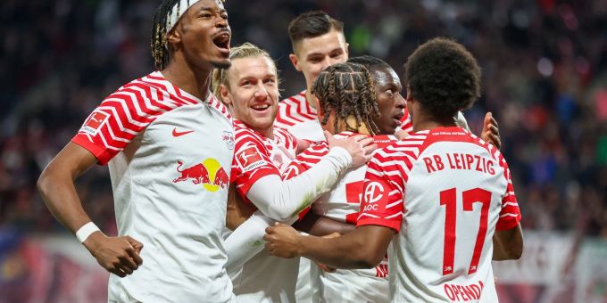 3:1-Heimsieg - RB Leipzig schlägt Freiburg und rückt auf CL-Plätze vor
