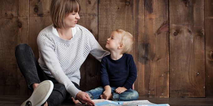Kinder grosszuziehen bringt unglaublich Freude, aber auch Herausforderungen mit sich. Kind, Mutter, Eltern, Erziehung
