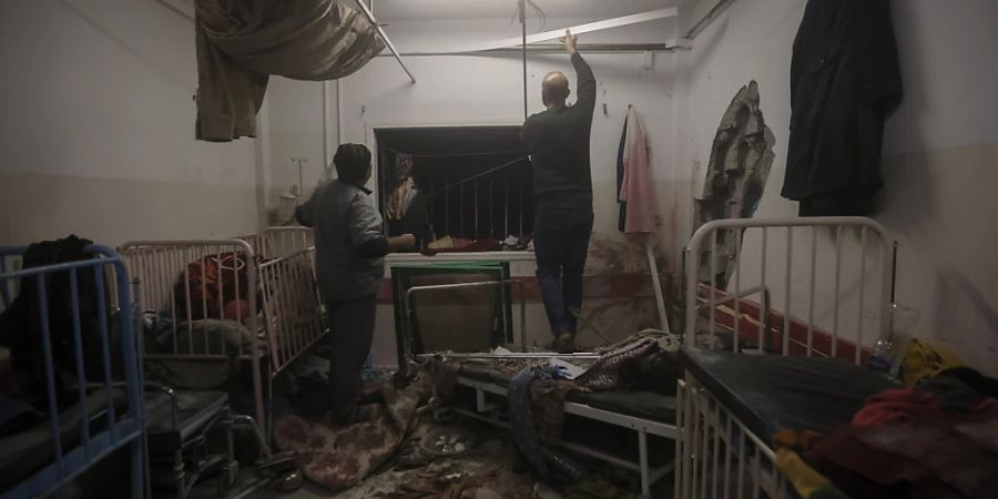 Die Lage im Nasser-Krankenhauses in Chan Junis im südlichen Gazastreifen ist dramatisch.