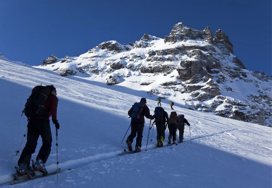 Einen eigenen Aufstiegsweg für Skitourengänger gibt es zum Beispiel auch am Pizol SG. (Symbolbild)