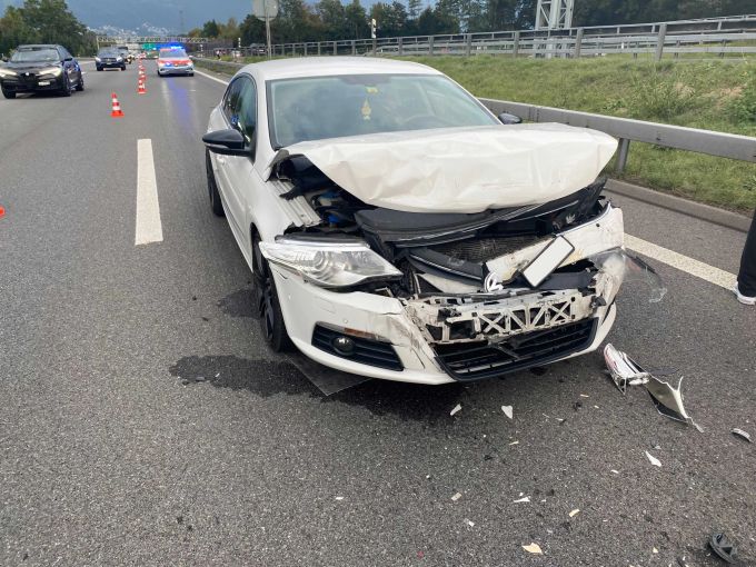 Sachschaden nach Kollision.