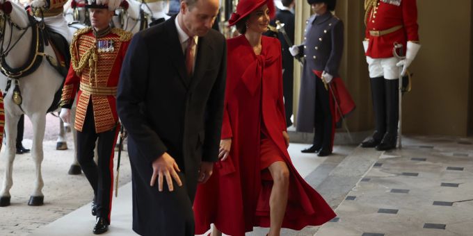 Prinzessin Kate und Prinz William kommen beim Buckingham-Palast an. Prinzessin Kate Prinz William