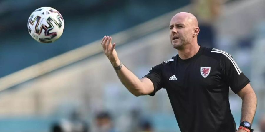 Robert Page ist der Coach der walisischen Nationalmannschaft. Foto: Ozan Kose/AFP Pool/AP/dpa