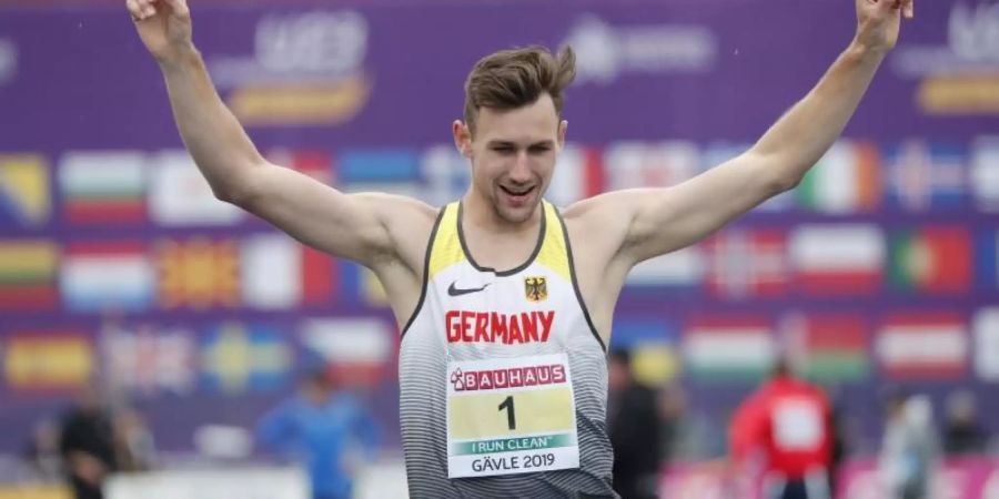 Hat bei der U23-EM mit überragenden 8572 Punkten die Olymia-Norm geschafft. Zehnkämpfer Niklas Kaul freut sich über seinen Sieg. Foto: Christine Olsson/TT News Agency