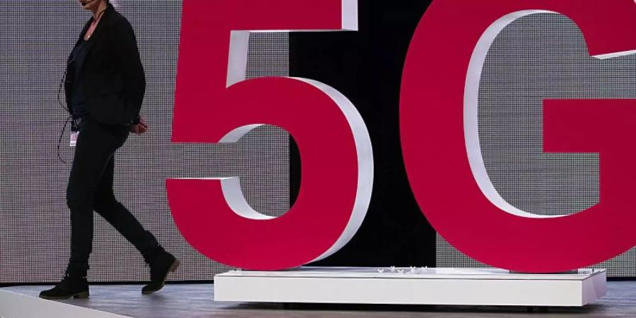 Nun gehte s los: Die Deutsche Telekom hat drei Wochen nach der Versteigerung der Frequenzen für die fünfte Mobilfunkgeneration sein 5G-Netz für Kunden geöffnet. Foto: Oliver Berg